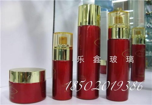 廣州市樂鑫玻璃制品廠 專業(yè)高檔玻璃瓶批發(fā)與加工，滿足化妝品及家用電器需求