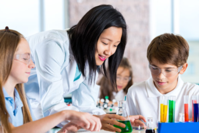 德慧賢達(dá)教育科技 引領(lǐng)教育創(chuàng)新，開發(fā)未來(lái)智慧